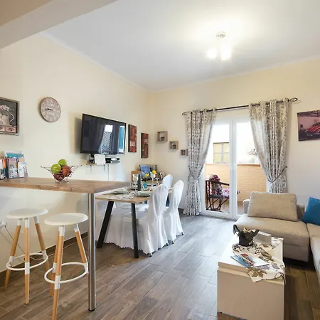 דירה Melina Bay House *